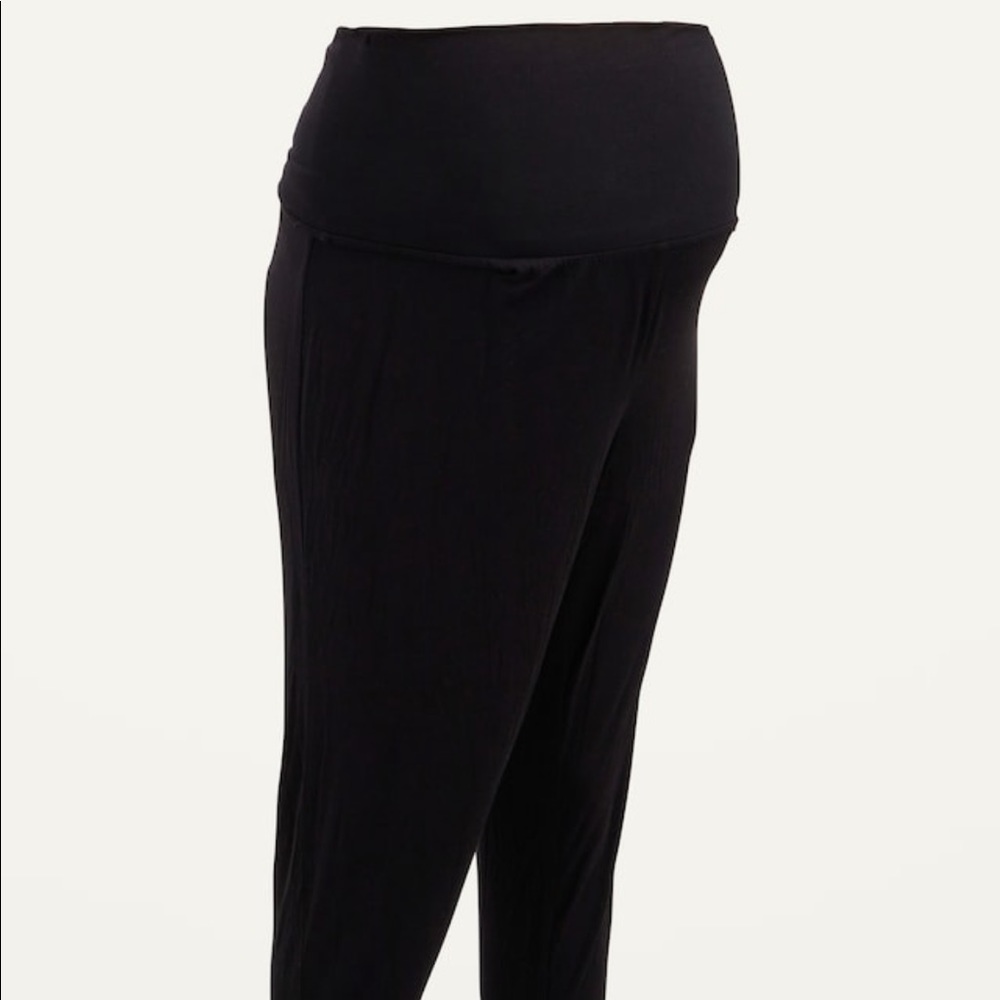 MATERNITY Old Navy rollover-waist ultra-soft Sunday sleep jogger pants